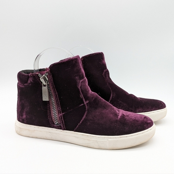 Kenneth Cole Kiera purple velvet zip up ankle boots 7 - Picture 1 of 11